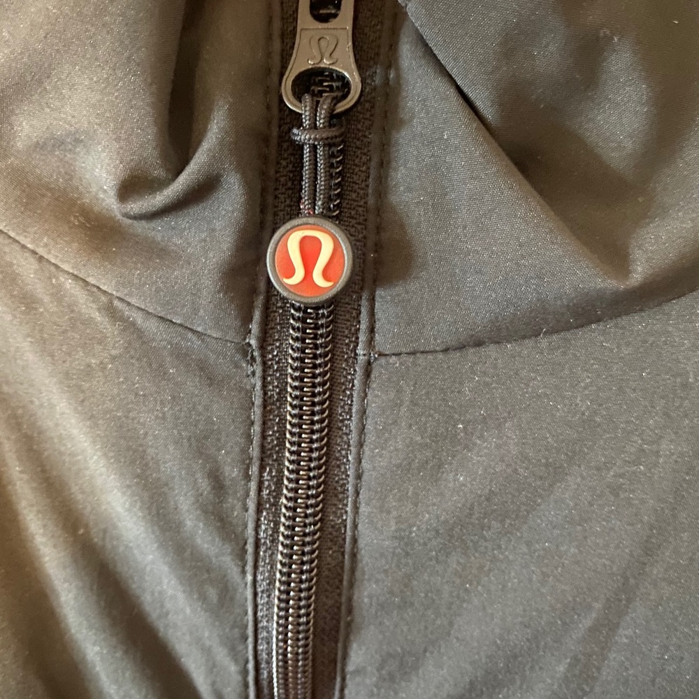 Lululemon Jacket - Picture 2 of 4